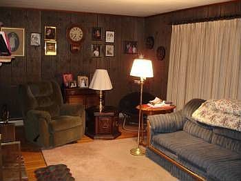 3rd image of 434 County Rd