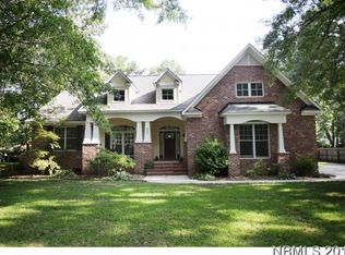 306 Gatewood Dr, New Bern, NC 28562