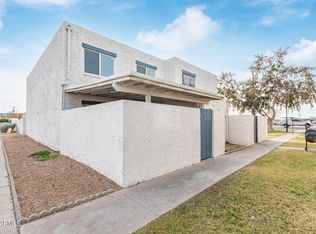 5216 N 42nd Pkwy, Phoenix, AZ 85019