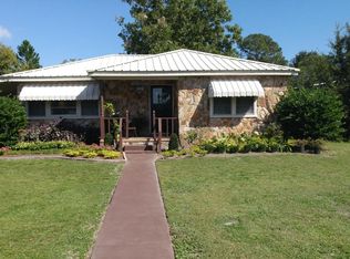 2002 Eden St, Pascagoula, MS 39581