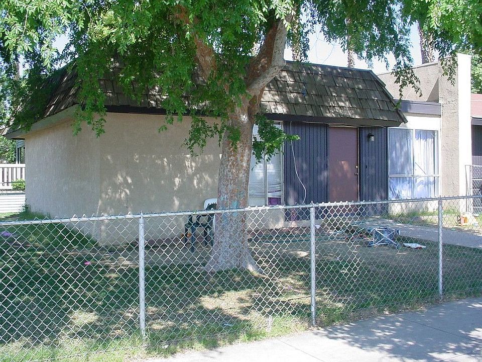 2nd image of 1000 Miller St