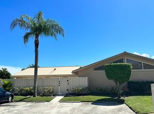 5592 Golden Eagle Cir, Palm Beach Gardens, FL 33418