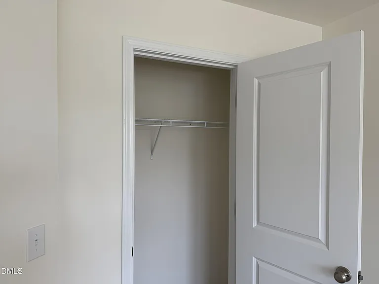 825 Kensley Grove Ln — Photo 18