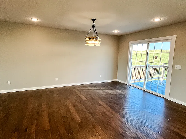 855 S Eastridge — Photo 16