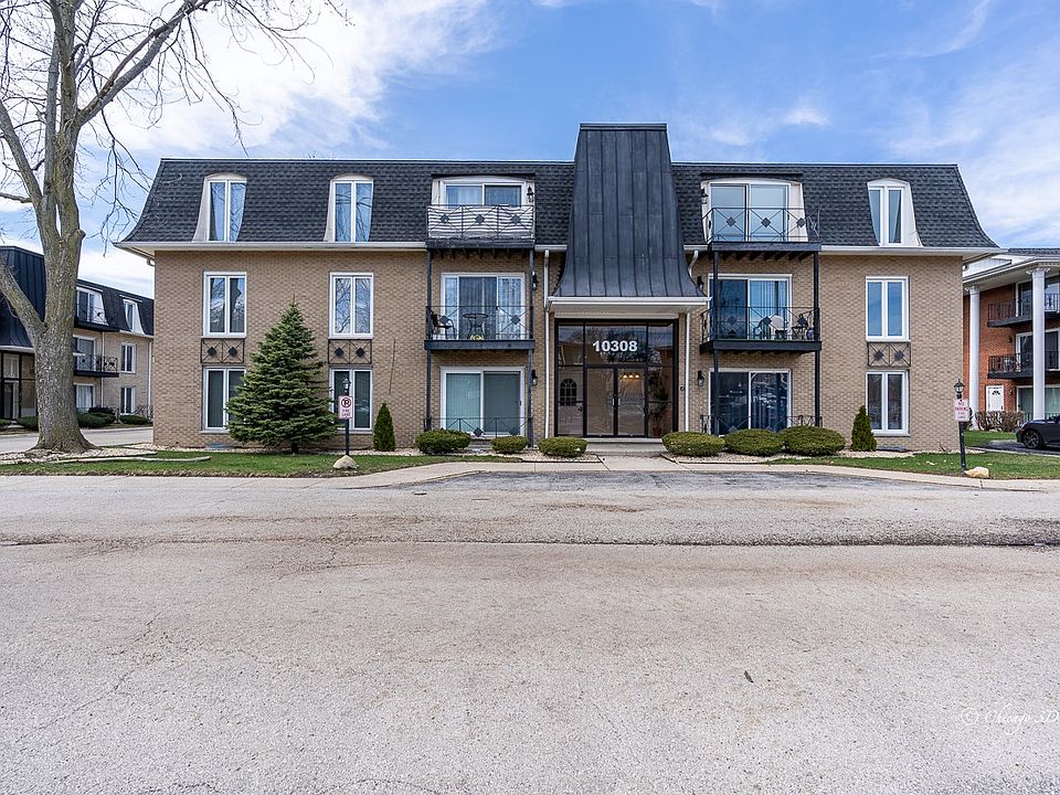 1st image of 10308 Circle Dr APT 302