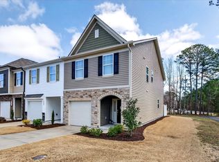 1000 Sweet Woodruff Dr, Zebulon, NC 27597