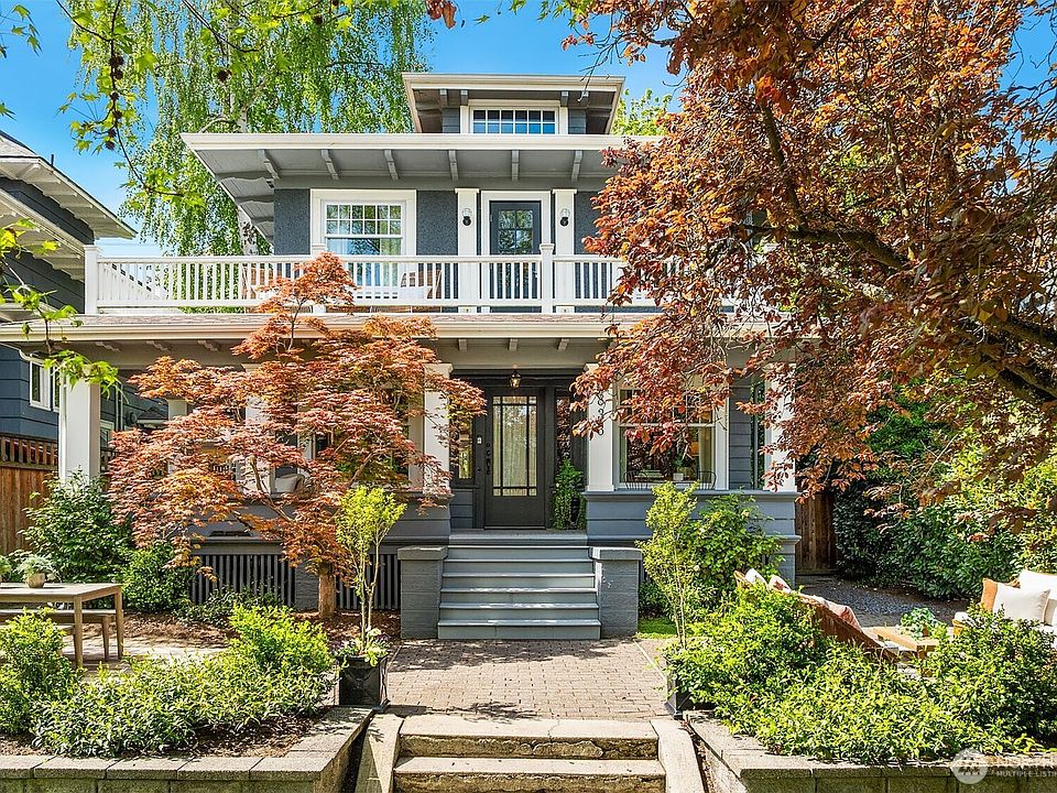 1st image of 2833 10th Avenue E