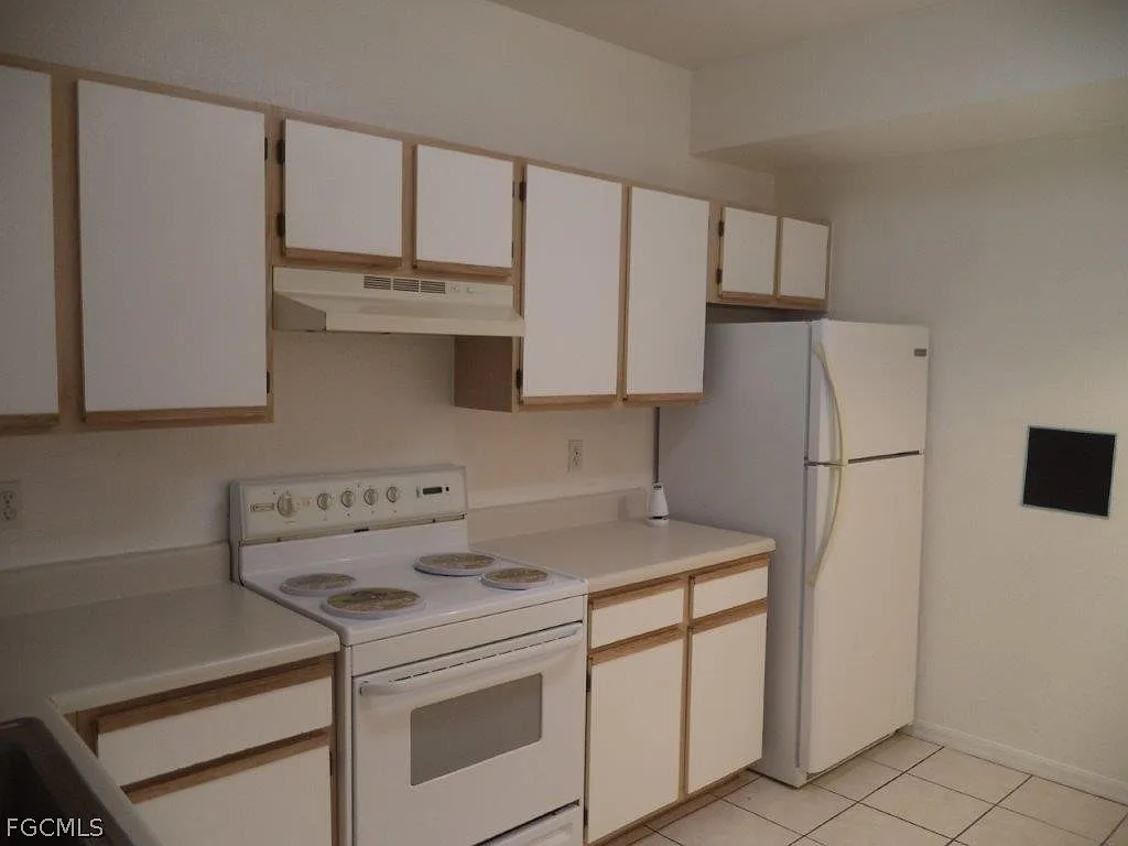 3 bed, 2.0 bath, 1364 sqft, $1,595 — Photo 4