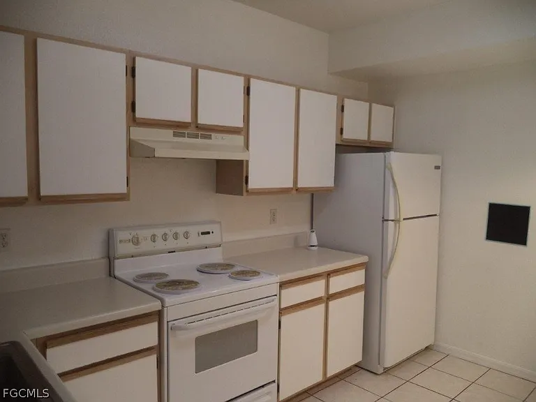 6330 Aragon Way #108 — Photo 4