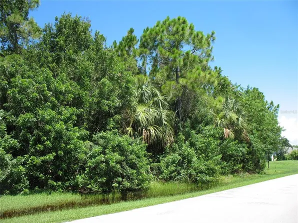 3225 Gussie St, Punta Gorda, FL 33950