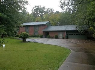 325 Country Club Rd, Oxford, MS 38655