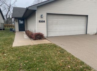3209-11 Polaris Dr, Ames, IA 50010