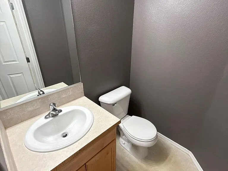 4105 Windy Ave NE — Photo 17
