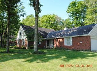 3400 Russett Dr, Broadview Heights, OH 44147