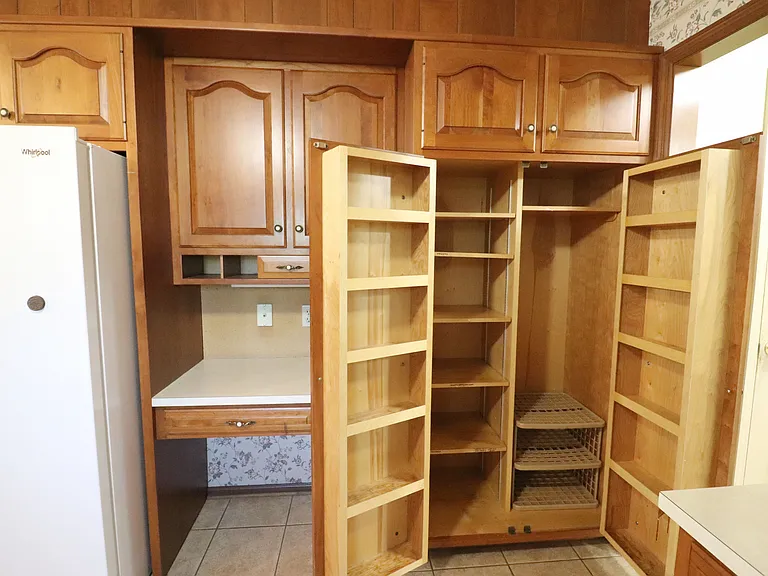 2130 W Main St — Photo 16