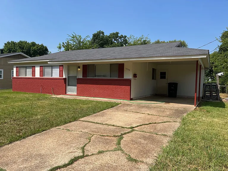 1509 Fury Pl — Photo 1