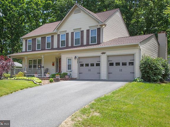 3rd image of 5108 Brookshire Ct W