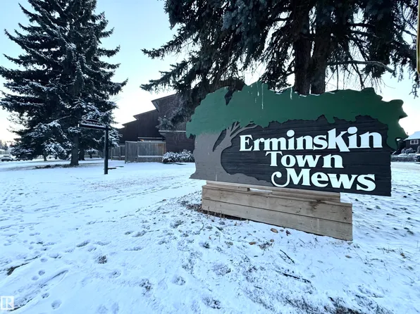 2758 105th St NW, Edmonton, AB T6J 4J3