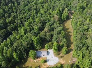 3412 Dogwood Rd, Hurricane Mills, TN 37078