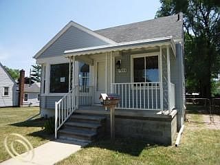 2nd image of 2955 Pingree Ave