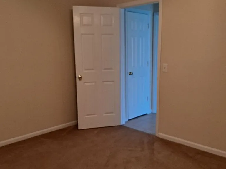 7727 Betty Louise Dr — Photo 16