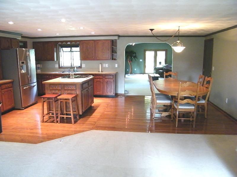 2nd image of 128 Wintergreen Loop