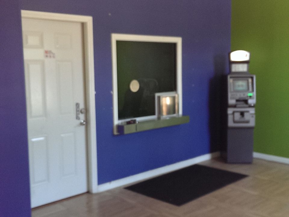 1st image of 1019 N Avalon Blvd