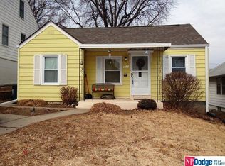 5520 Poppleton Ave, Omaha, NE 68106