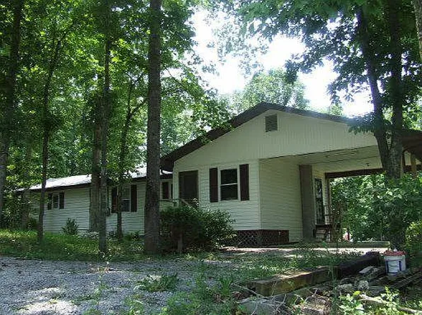107 Pleasant Ln, La Follette, TN 37766