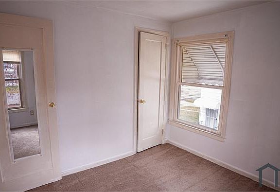 4th image of 1453 E 250th St