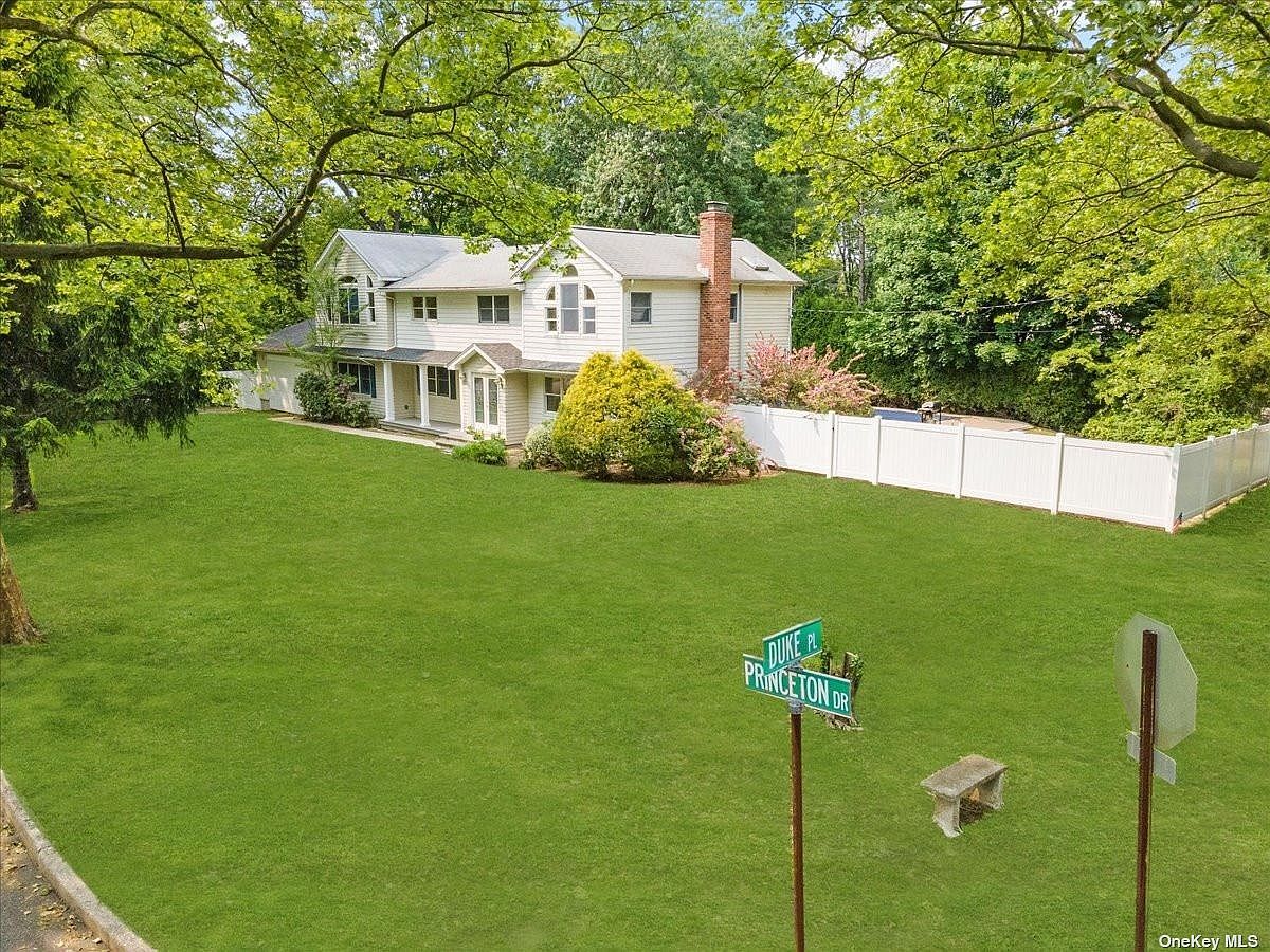 5 Princeton Drive, Dix Hills, NY 11746 MLS 3480517 Zillow