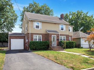 15 Chaytor St, Clifton, NJ 07013