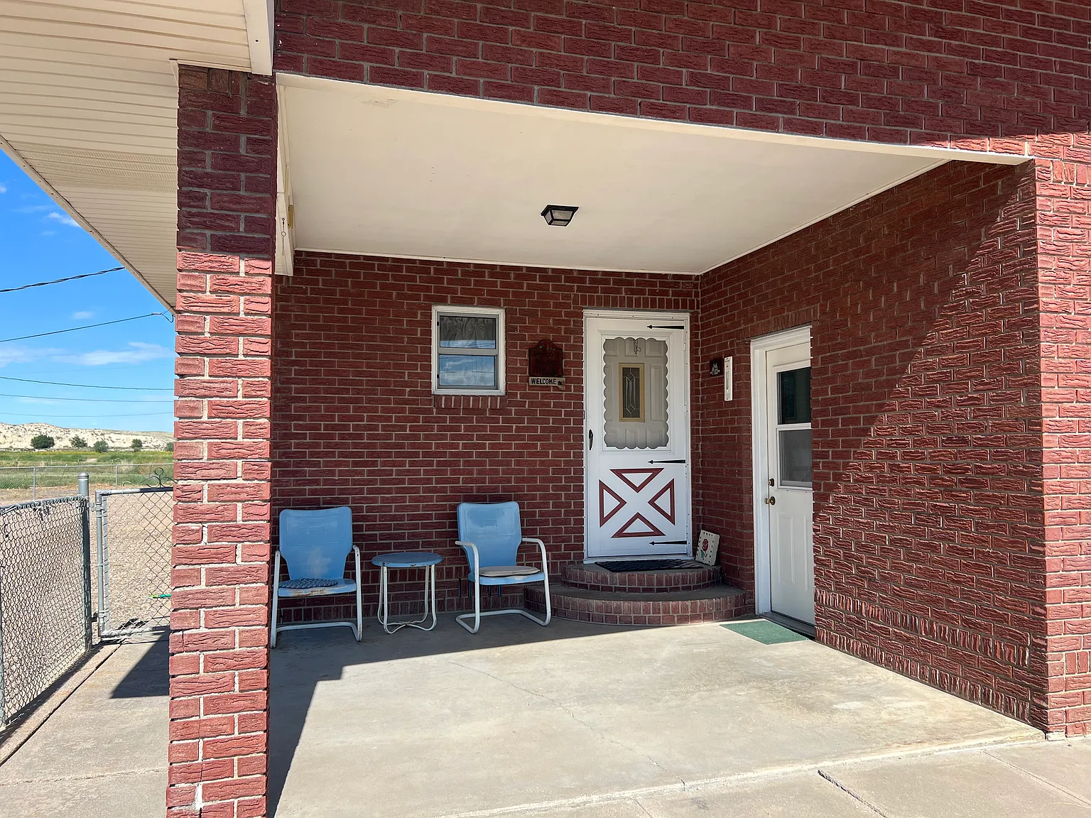 3 bed, 1.5 bath, 1668 sqft, $1,800 — Photo 3