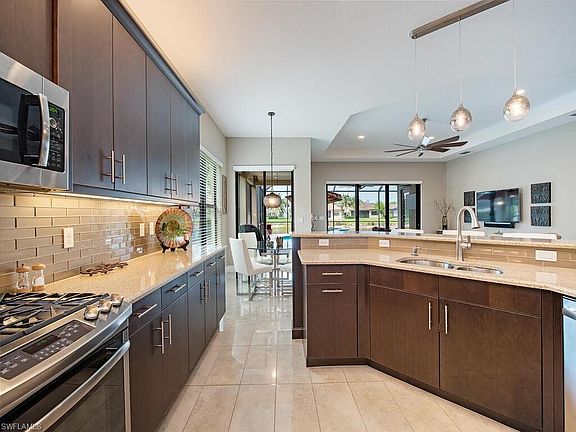 4th image of 4169 Aspen Chase DR