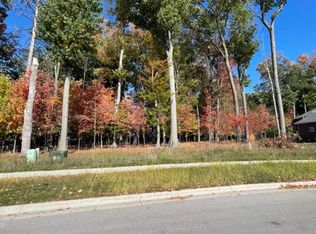 1274 Velsen Rd, Green Bay, WI 54313