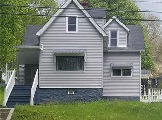 185 Center Ave, Burgettstown, PA 15021