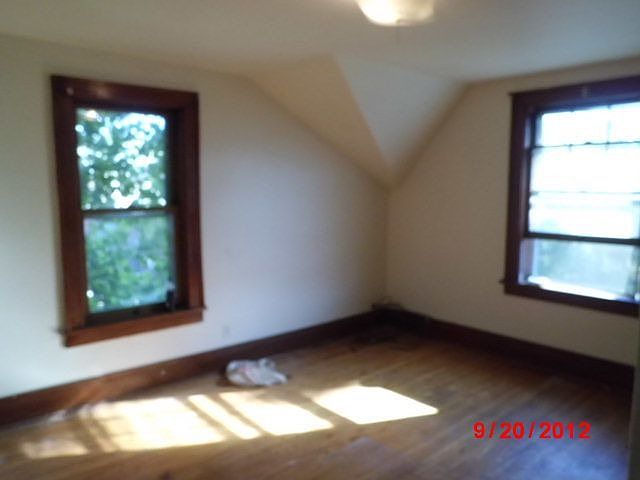 2nd image of 70 Edison Ave