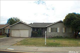 1st image of 3240 W Christina Ave