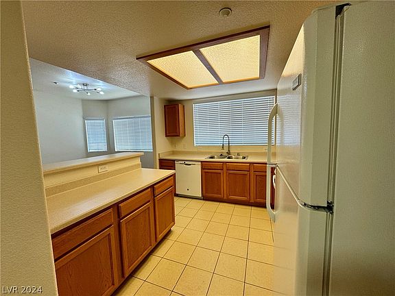 3rd image of 833 Aspen Peak Loop Unit 1122