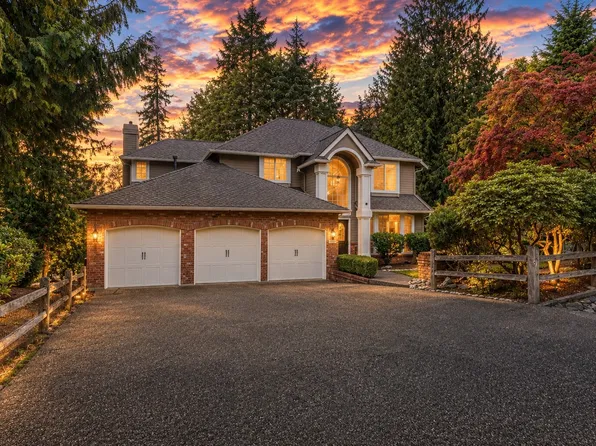 17319 213th Avenue NE, Woodinville, WA 98077