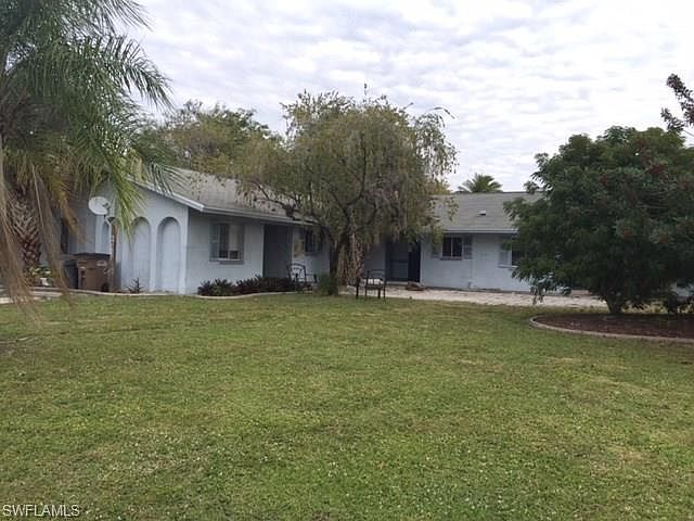 2nd image of 1017 SE 39th Ter APT A