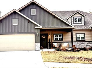 3000 Sheffield Lane St, Joseph, MO 64506