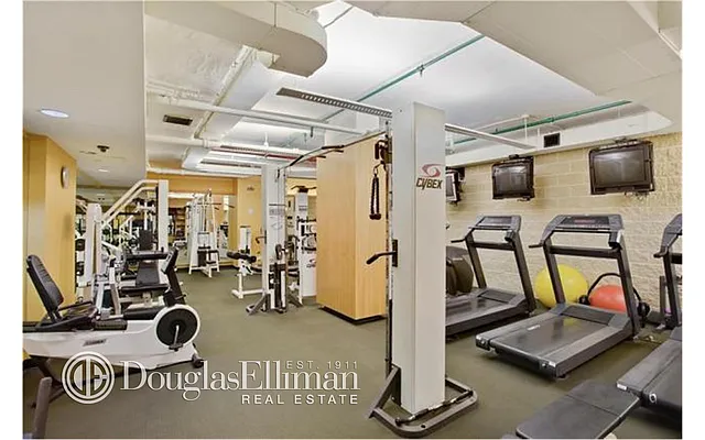 Sold by Douglas Elliman | media 24