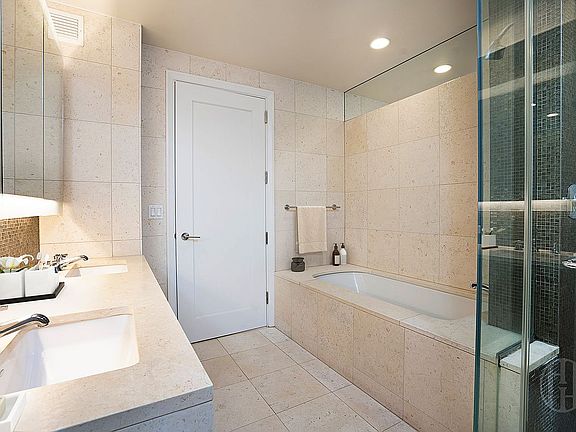 5th image of 70 Little St W Unit 22A