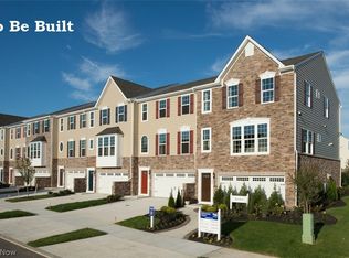 1153 Bean Ln, Akron, OH 44313