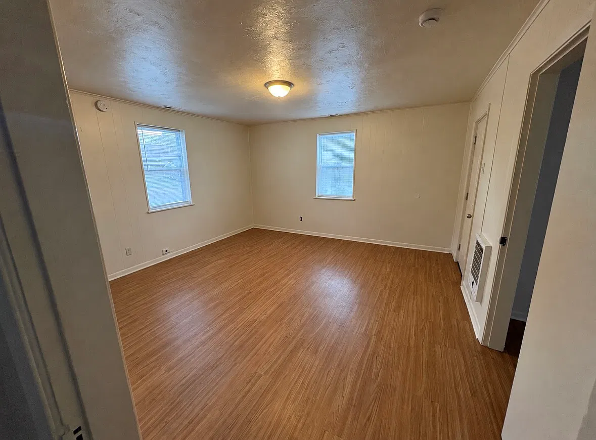 3 bed, 1292 sqft, $1,650 — Photo 3