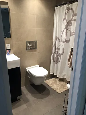 Rented by Maxwell Capital | media 7