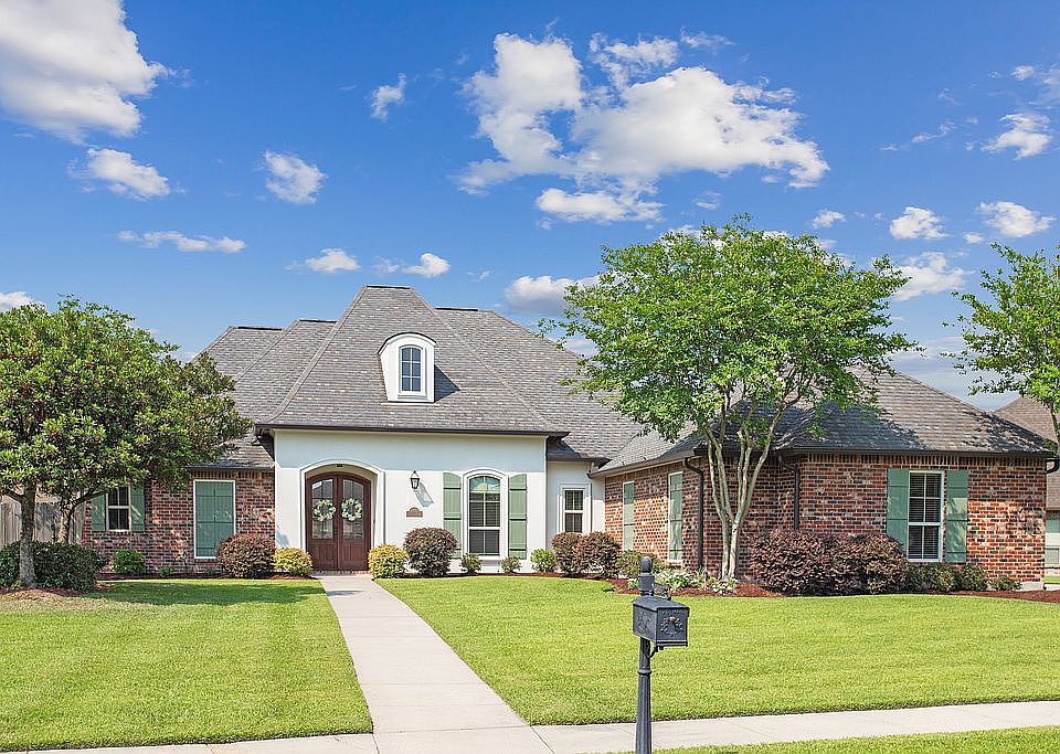 1st image of 41182 Bayou Segnette Ave