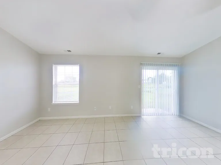 6007 Jackie Ln — Photo 4