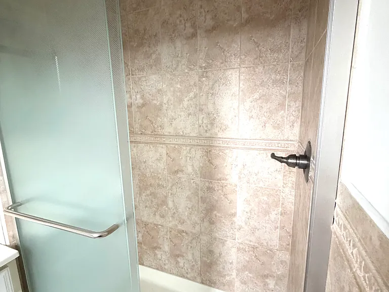 76 Maitland Pl #1 — Photo 8
